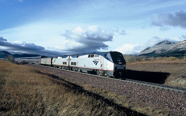 Photo of the Amtrak Empire Builder criss-crossing the country.