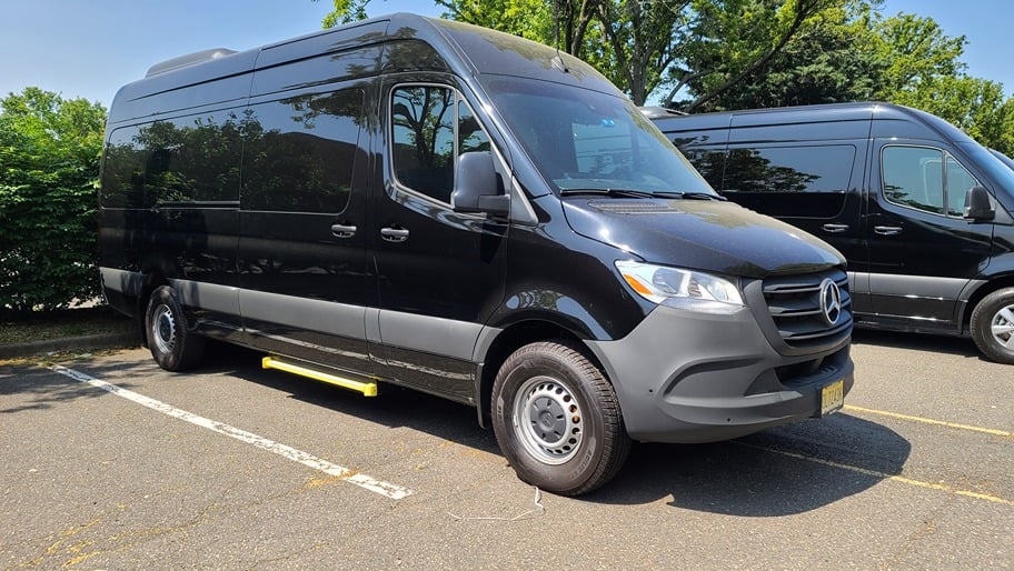 Metrolane, now on Wanderu, offers cheap bus tickets to New York City and JFK Airport - Wanderu