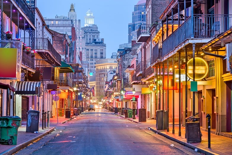 Get cheap tickets to NOLA to visit Bourbon Street