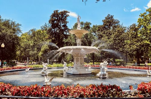 A fountain in Savannah, GA